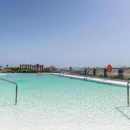 Apartment Newly Built Modern 3 Bdrm Townhouse With Sea View *